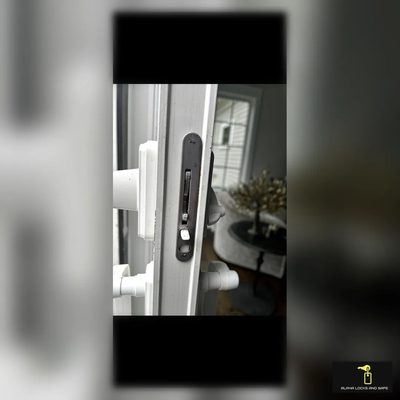 Automotive locksmith services